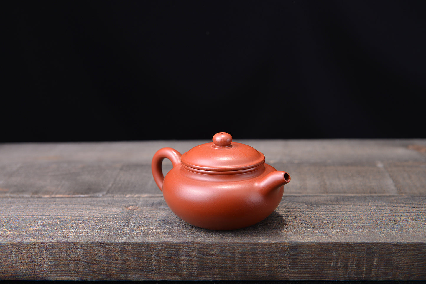 Crimson mud Dahongpao small antique purple clay pot