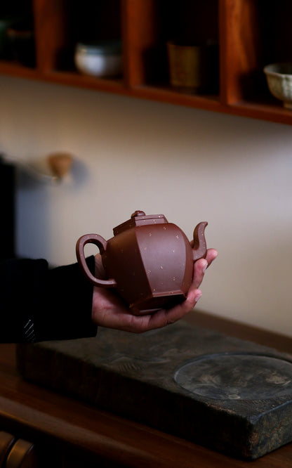 Qing Hexagon Palace Lantern Zisha Teapot with Bottom Groove