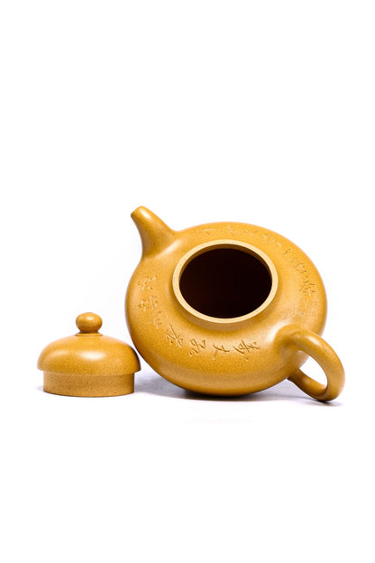 Nihuaying Zisha teapot in the golden section of the original ore